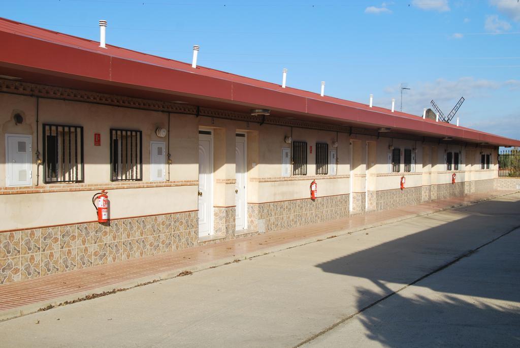 Alojamiento Rural Los Delfines Valdepeñas Esterno foto