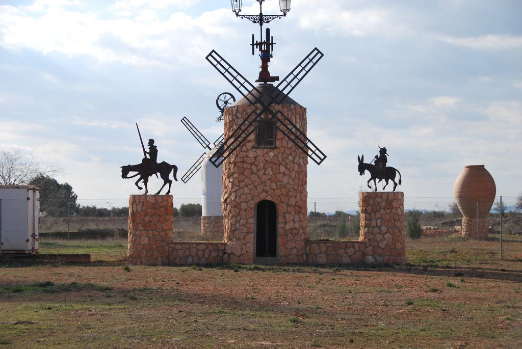 Alojamiento Rural Los Delfines Valdepeñas Esterno foto